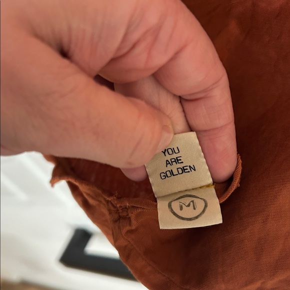 One Golden Thread Tree V Neck - Picture 3 of 6